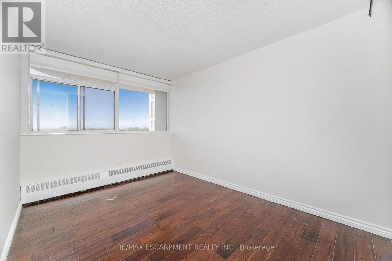 707 - 2301 DERRY ROAD W