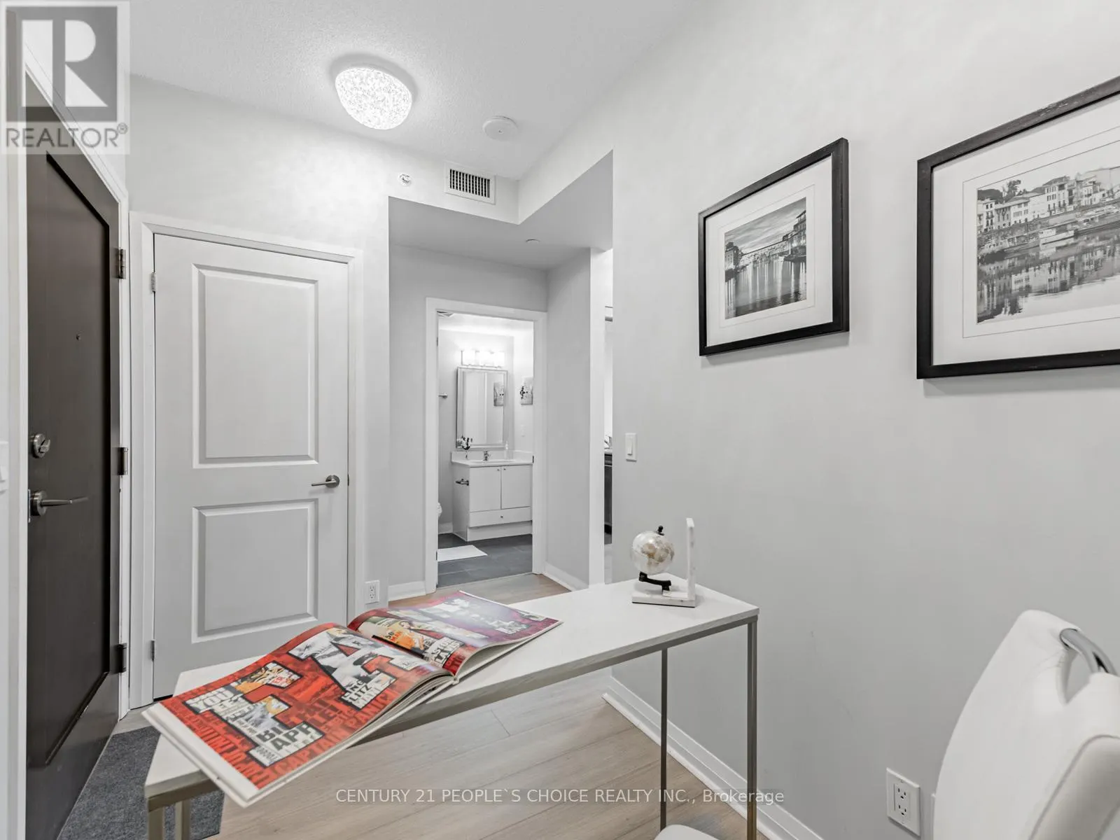 1403 - 75 EGLINTON AVENUE W