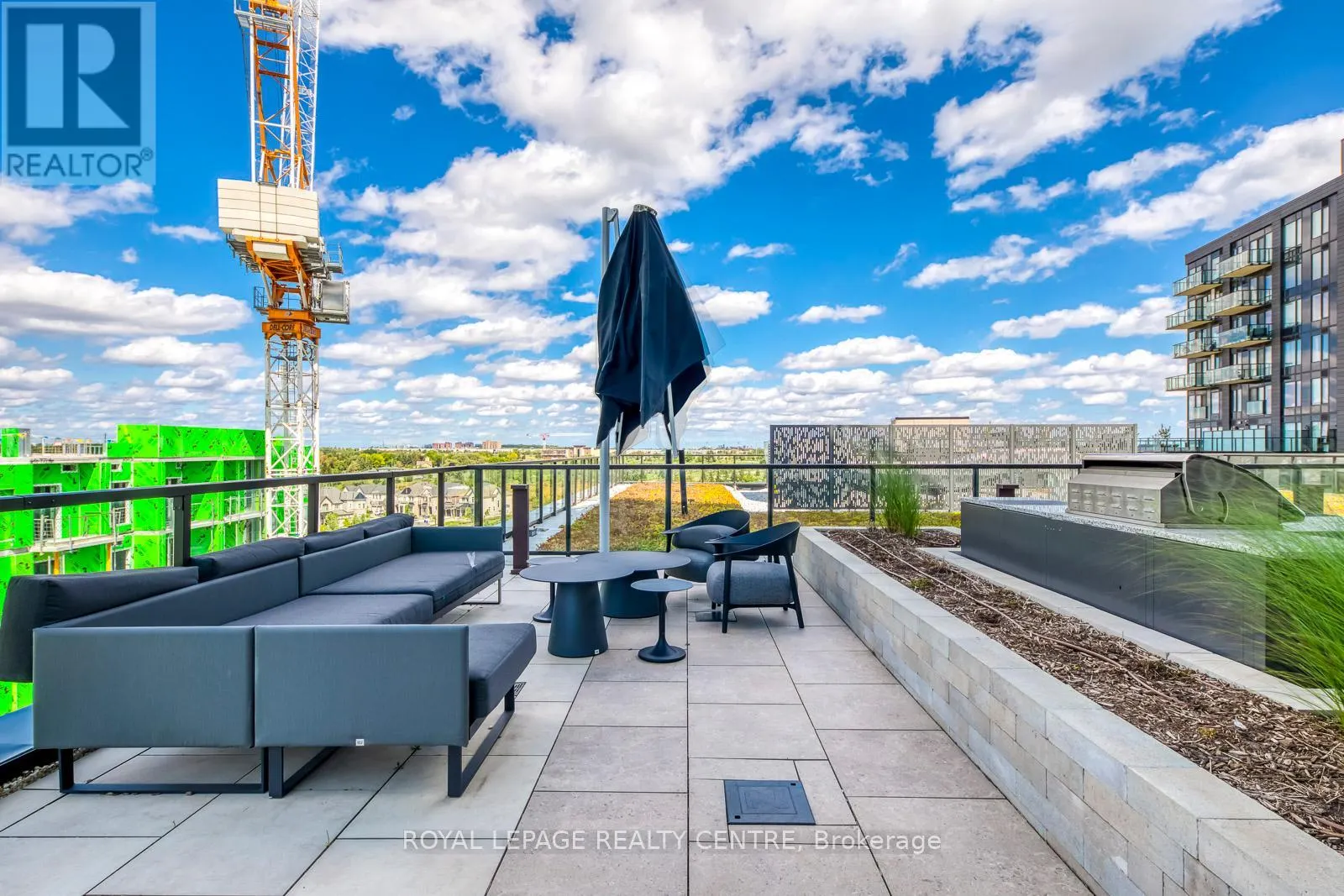505 - 3006 WILLIAM CUTMORE BOULEVARD