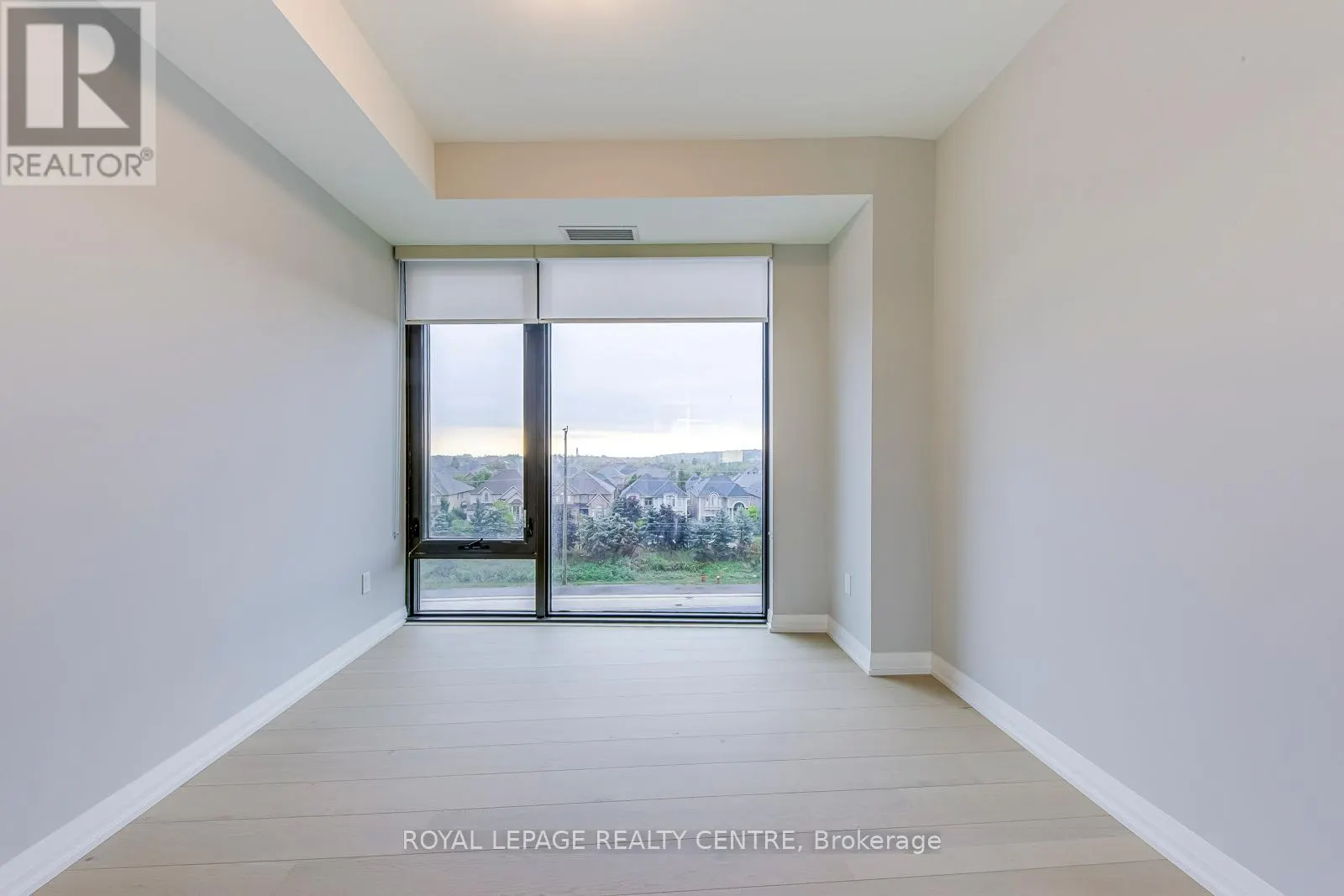 505 - 3006 WILLIAM CUTMORE BOULEVARD