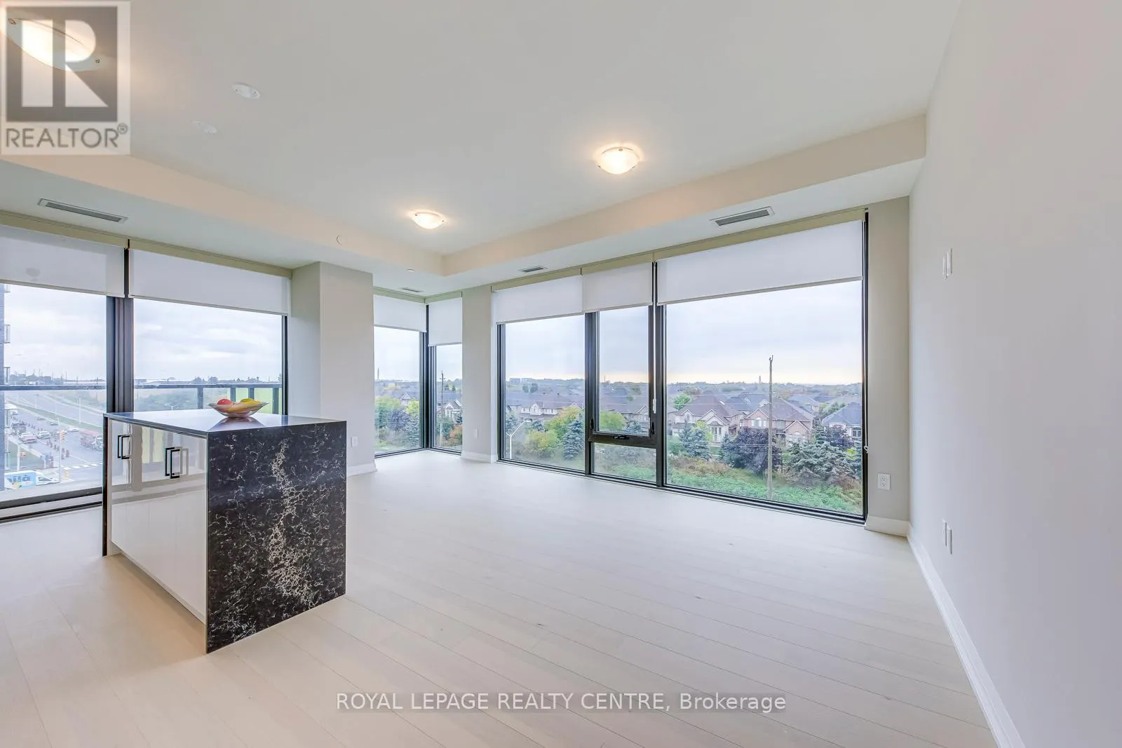 505 - 3006 WILLIAM CUTMORE BOULEVARD
