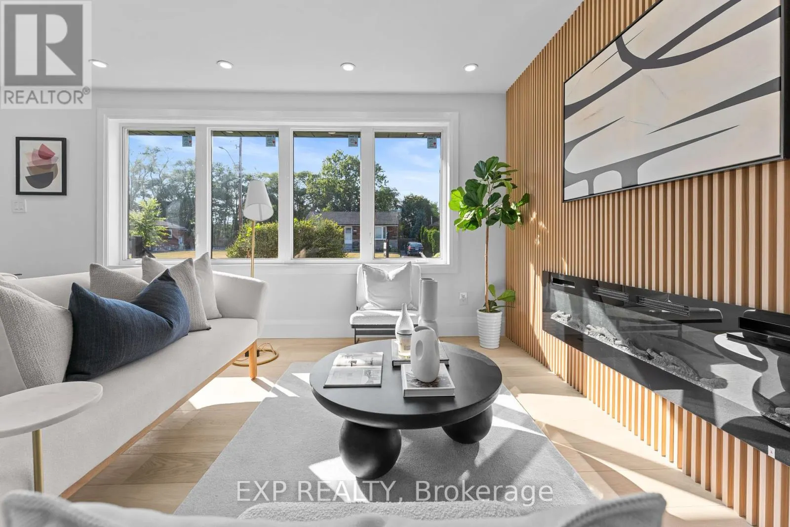 686 WICKENS AVENUE