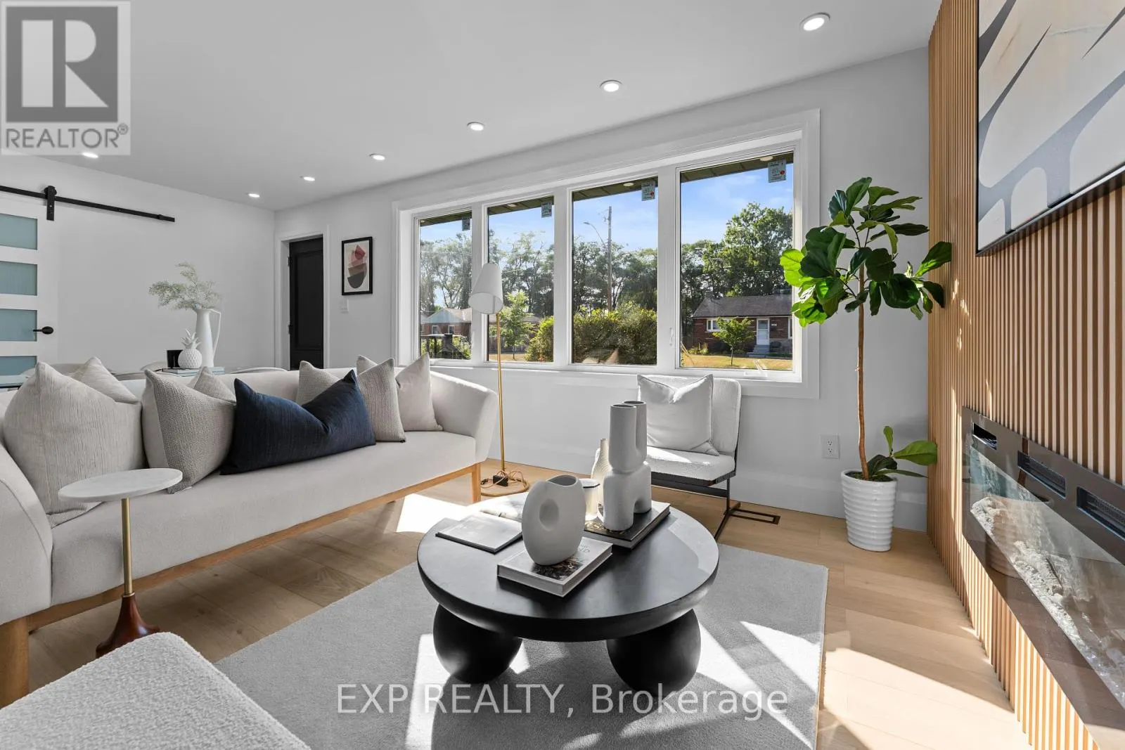 686 WICKENS AVENUE