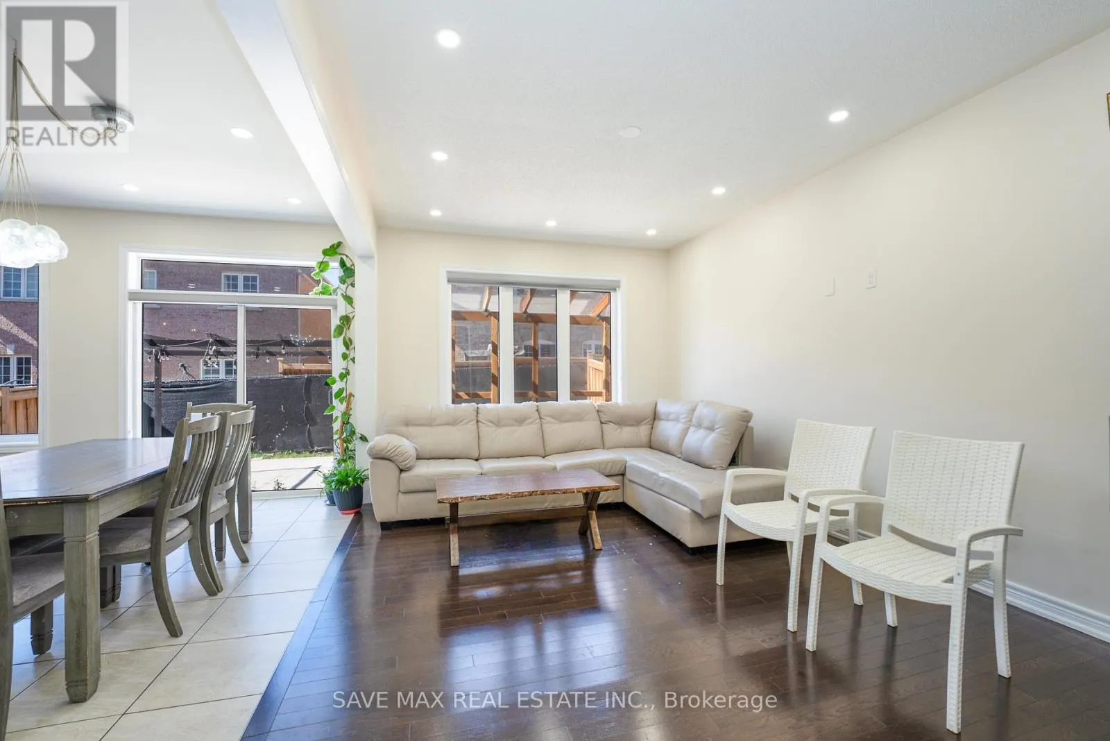 66 GERANIUM CRESCENT