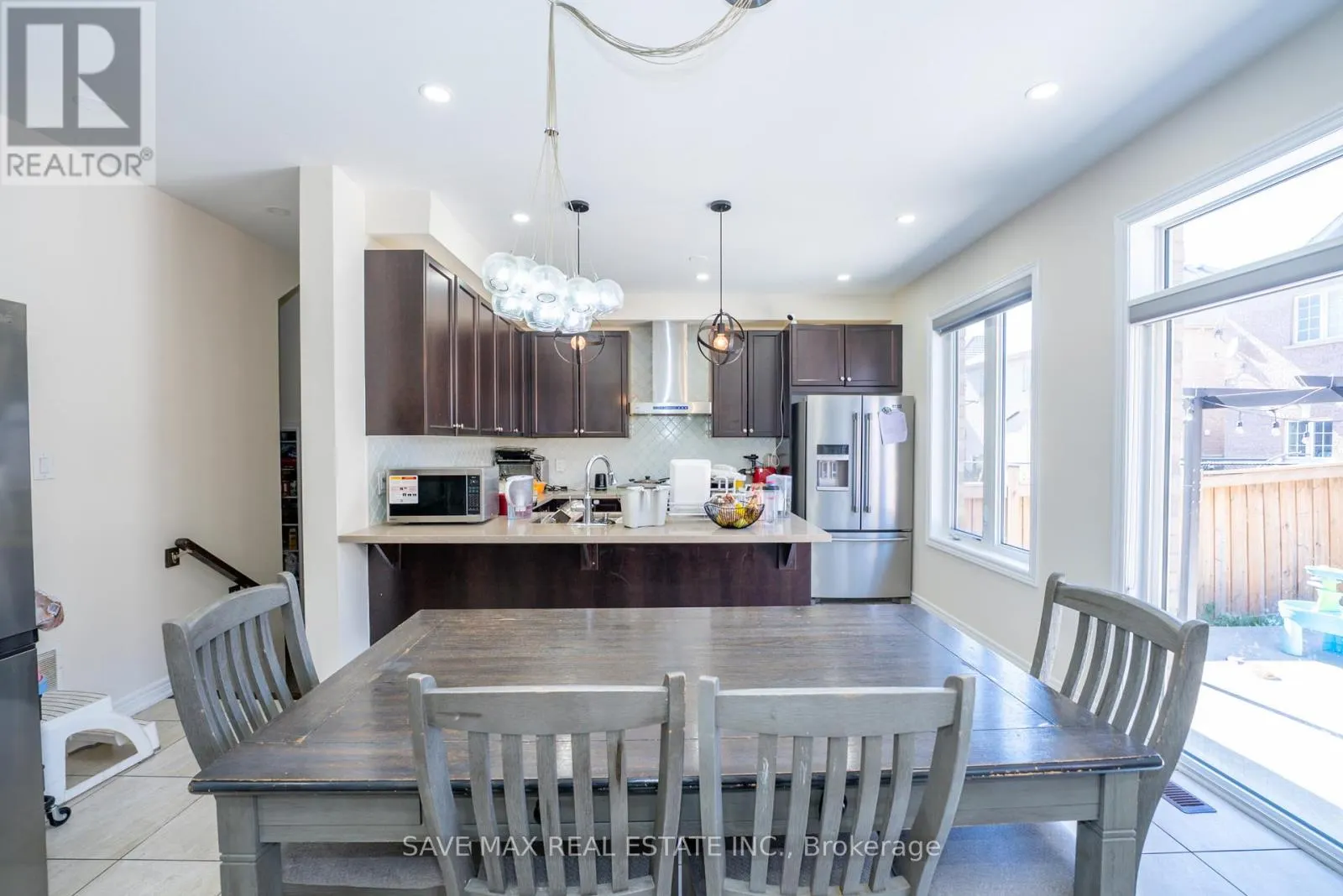 66 GERANIUM CRESCENT