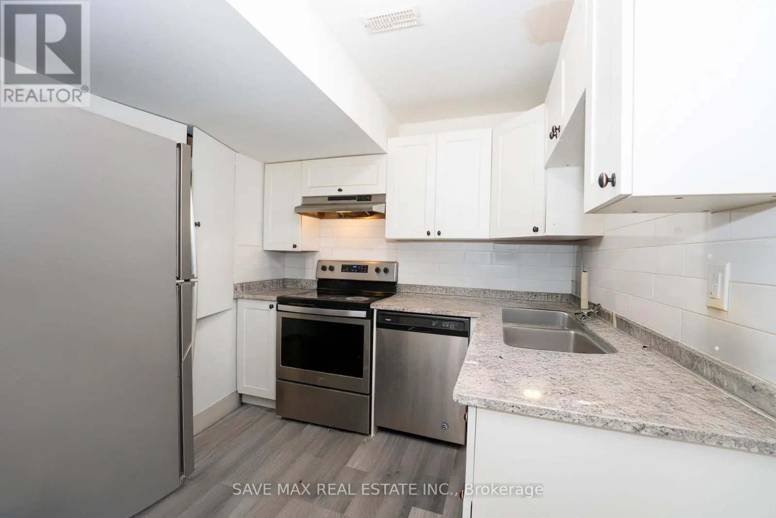 66 GERANIUM CRESCENT