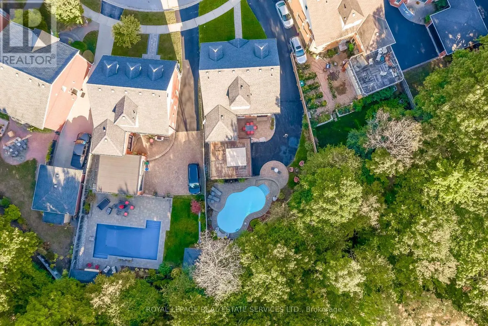 27 MORRISON CREEK CRESCENT
