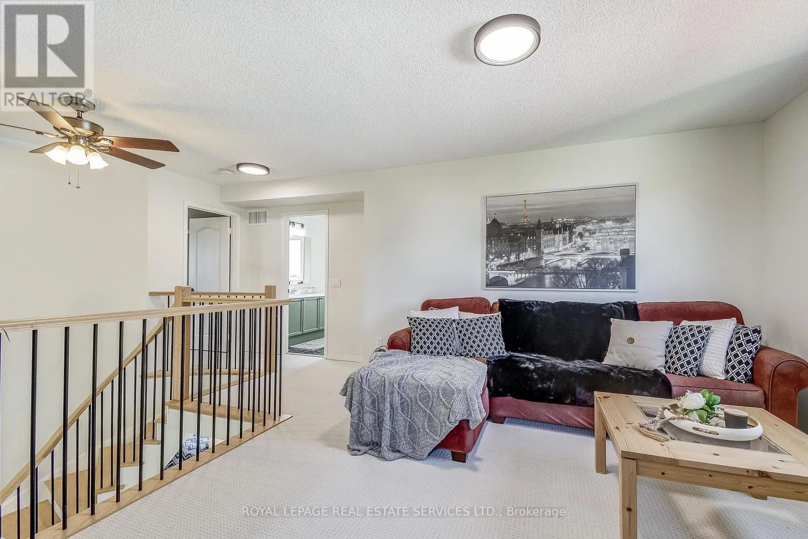 27 MORRISON CREEK CRESCENT
