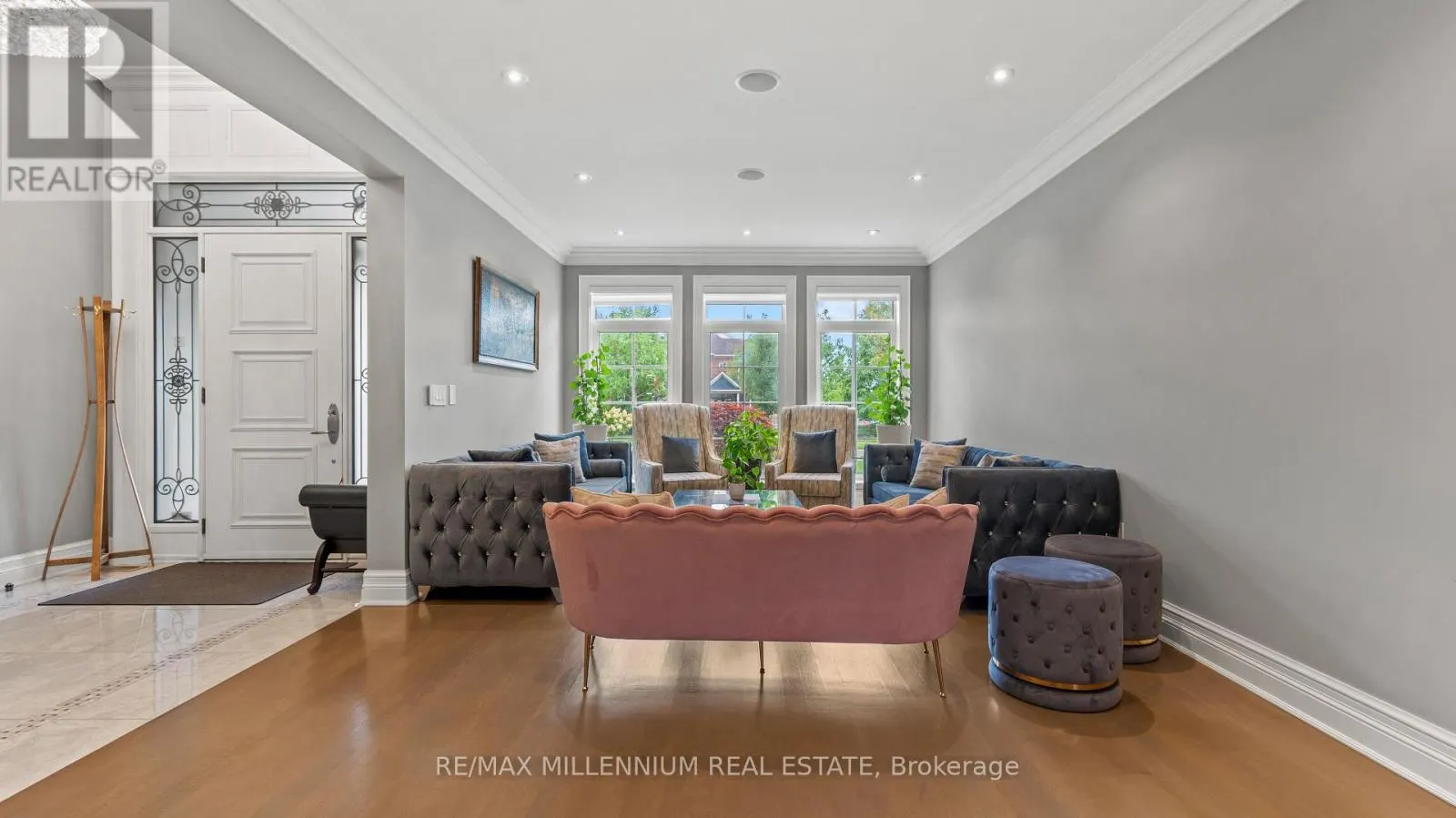 6839 EARLY SETTLER ROW