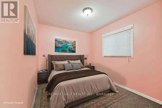 7433 SIGSBEE DRIVE