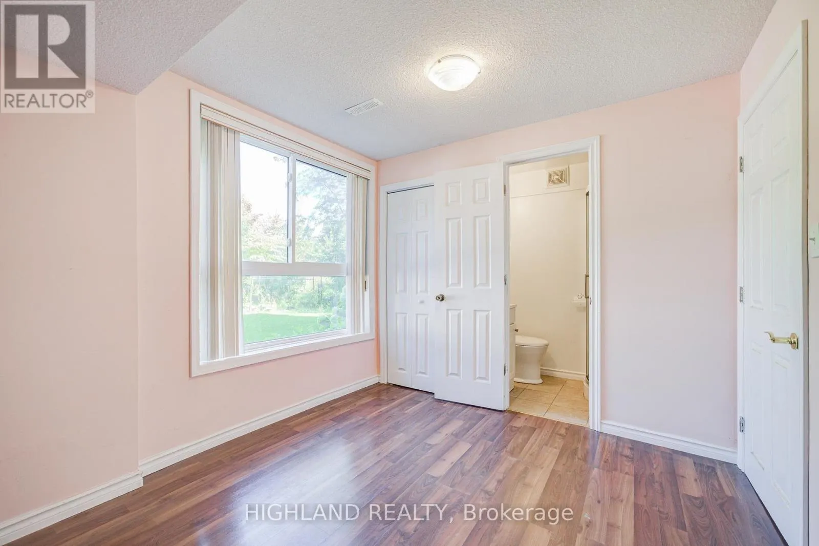 2591 ROBIN DRIVE