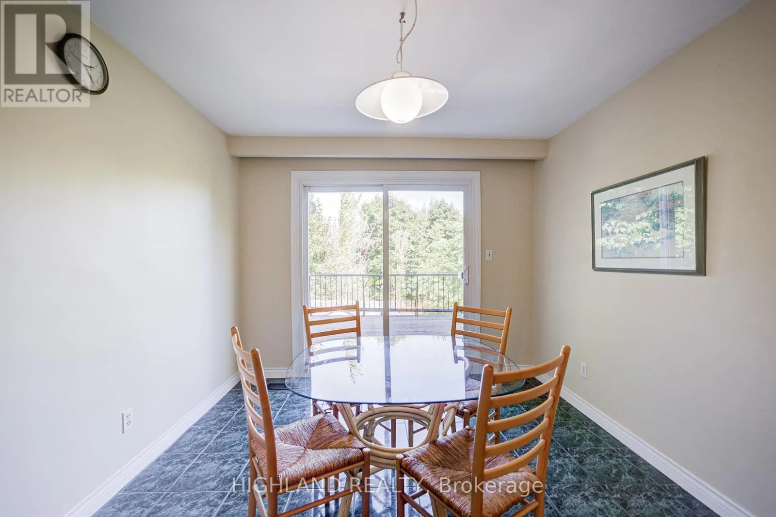 2591 ROBIN DRIVE