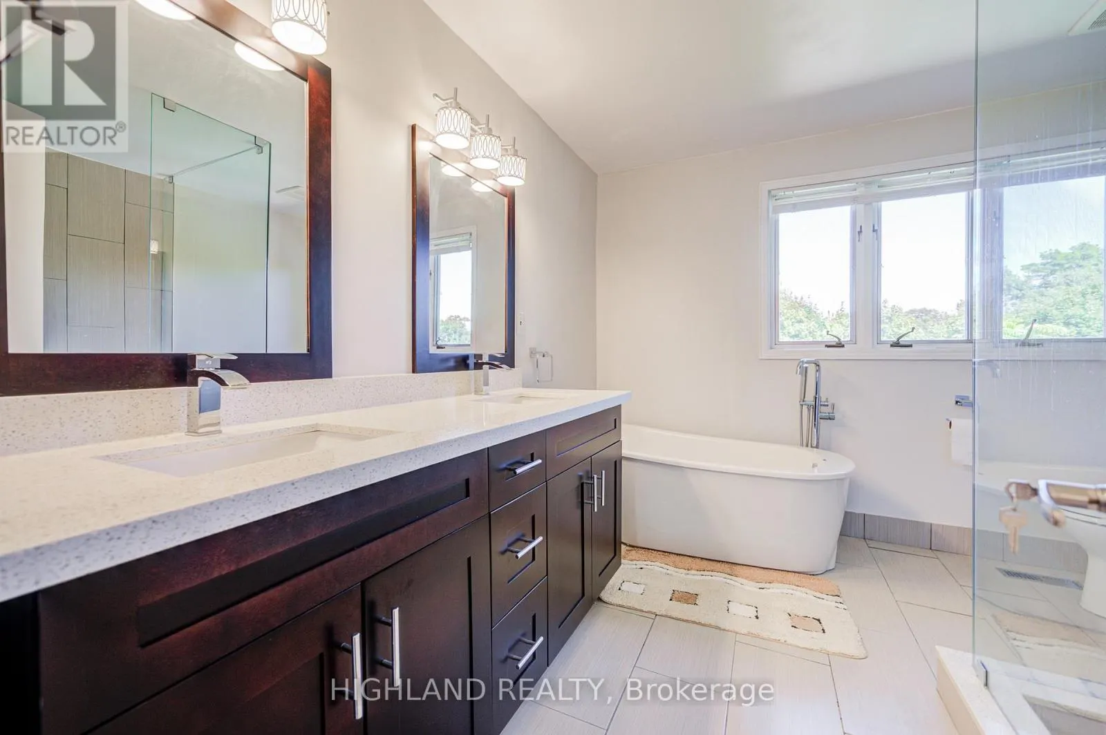 2591 ROBIN DRIVE