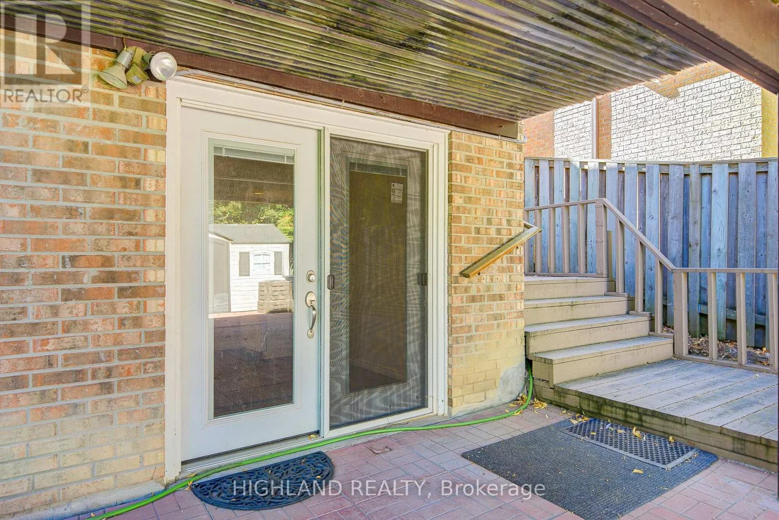 2591 ROBIN DRIVE