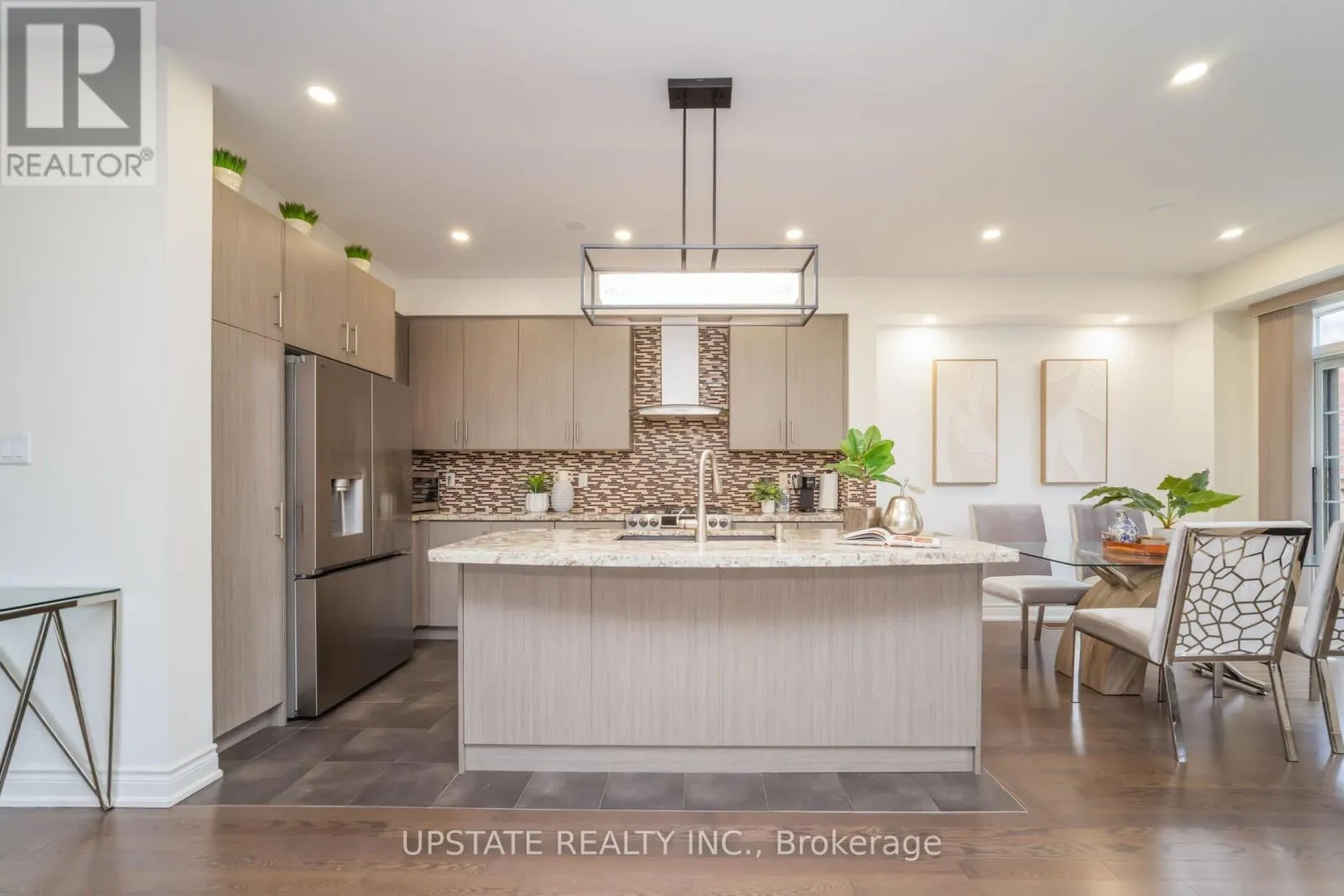 38 RISING HILL RIDGE