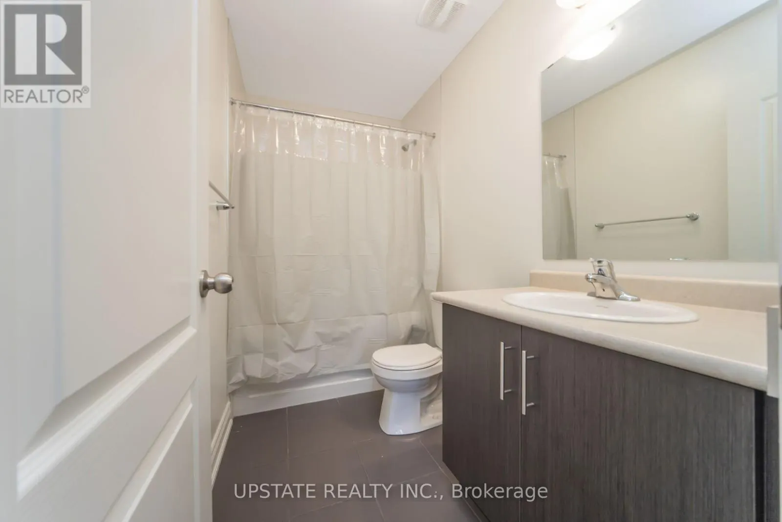 38 RISING HILL RIDGE