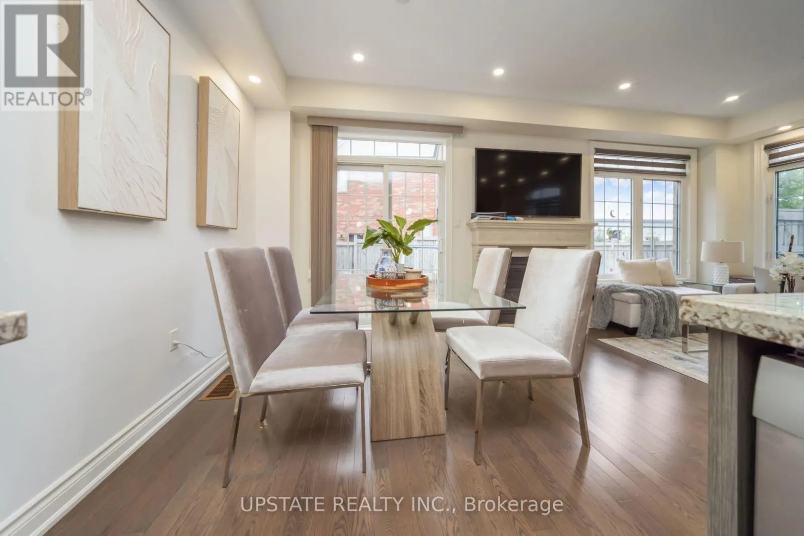 38 RISING HILL RIDGE
