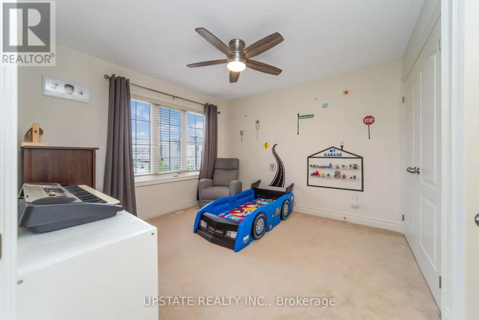 38 RISING HILL RIDGE