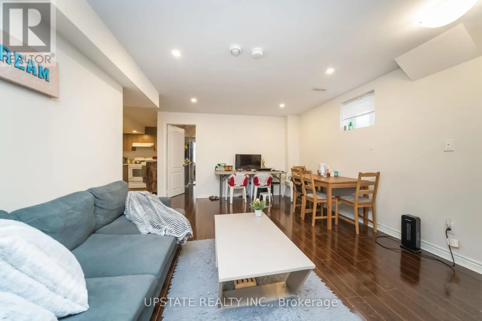 38 RISING HILL RIDGE