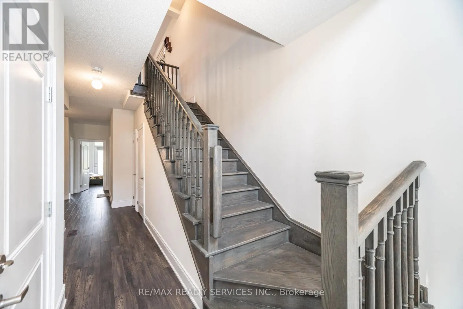 38 FOXSPARROW ROAD