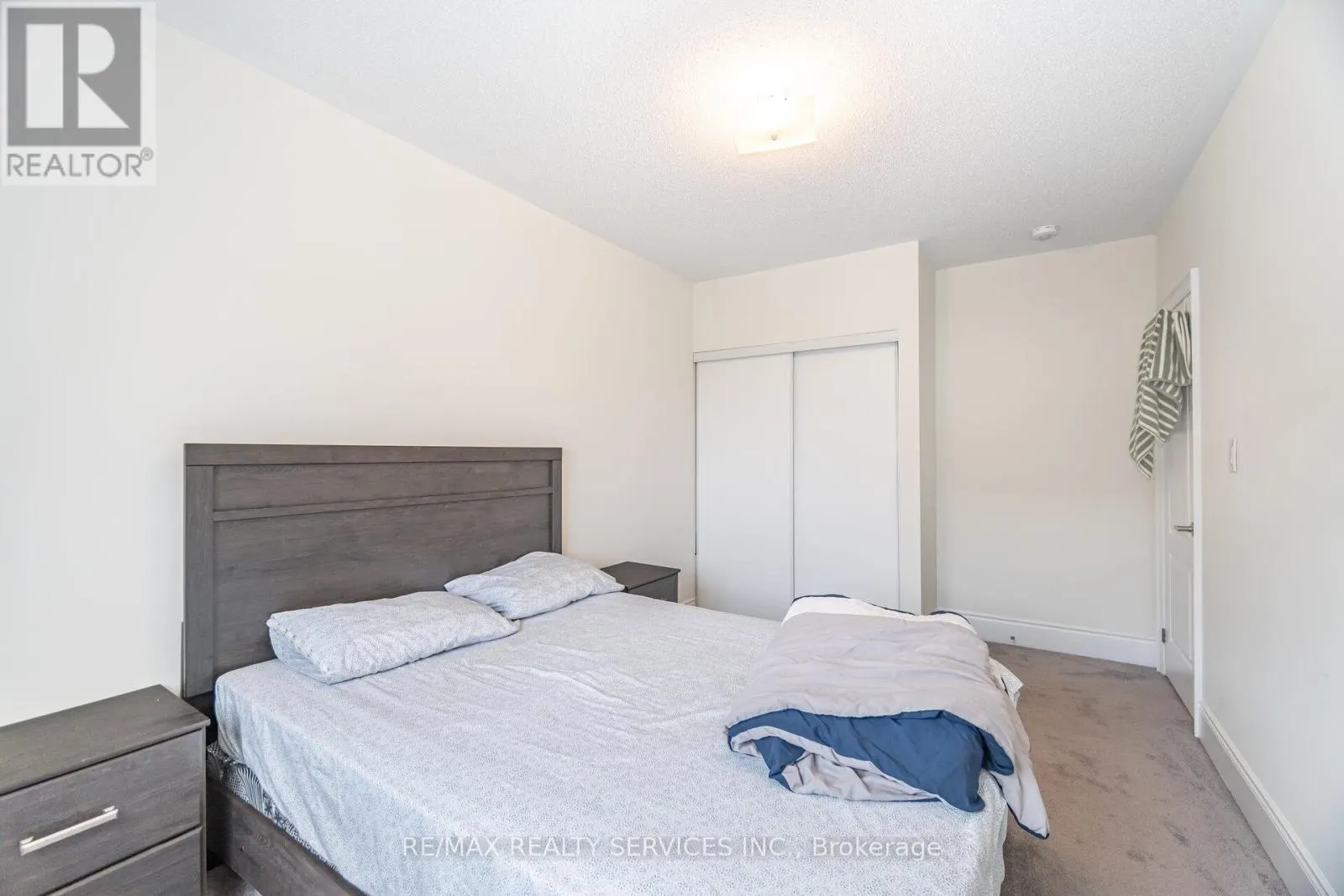 38 FOXSPARROW ROAD