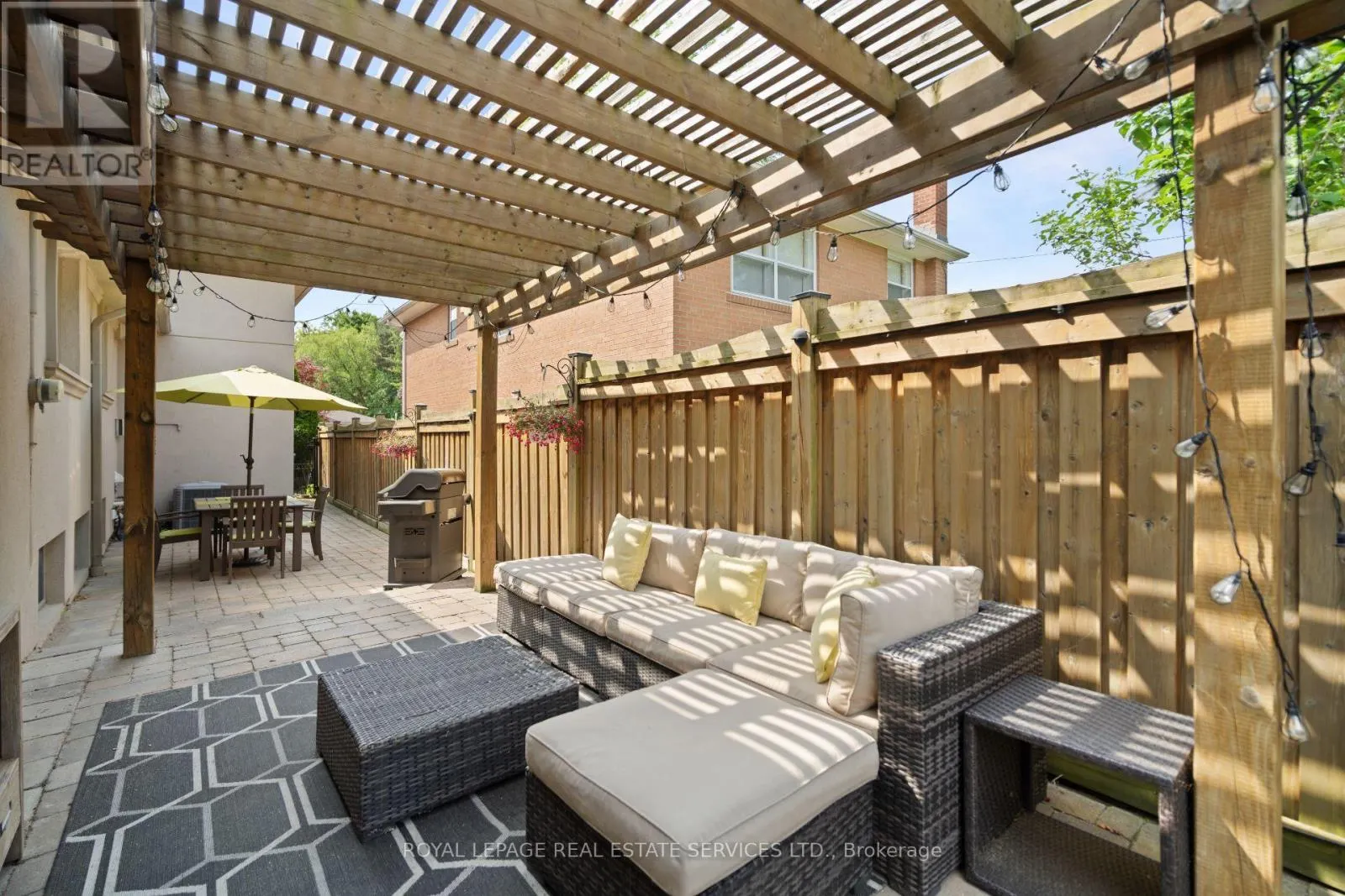 6 CADMAN COURT
