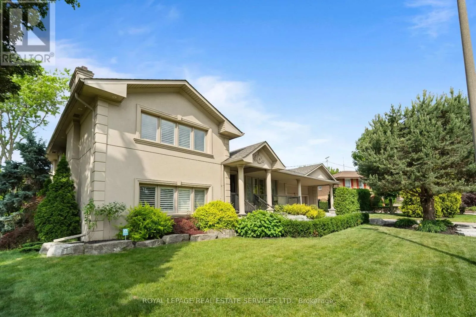 6 CADMAN COURT