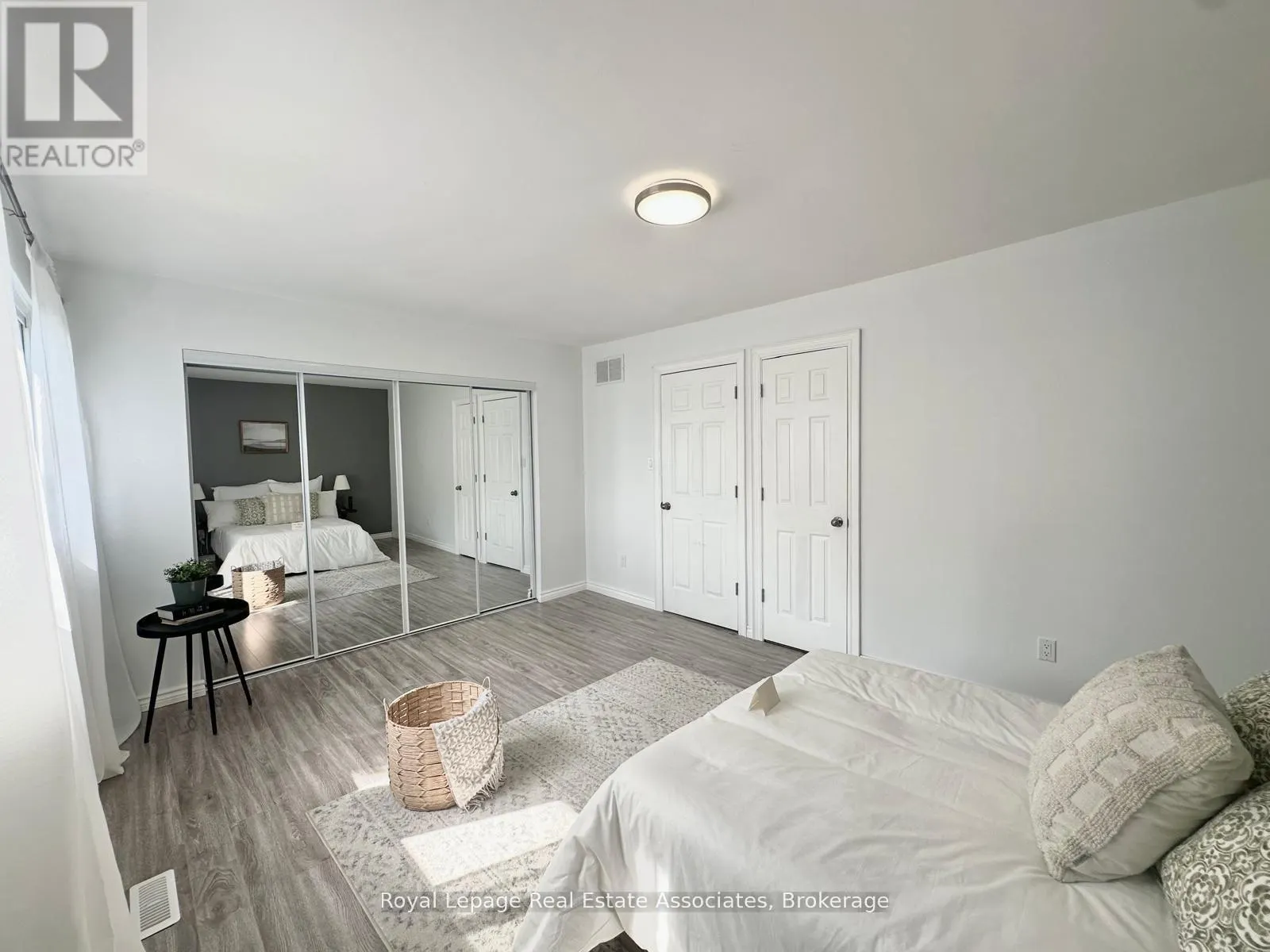 20 - 6855 GLEN ERIN DRIVE