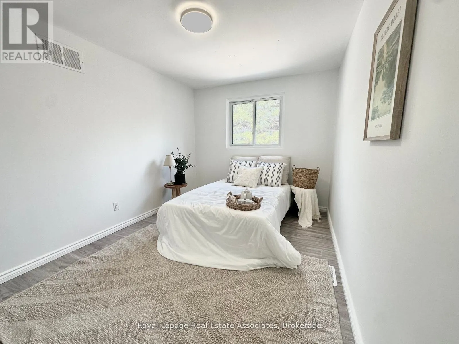 20 - 6855 GLEN ERIN DRIVE