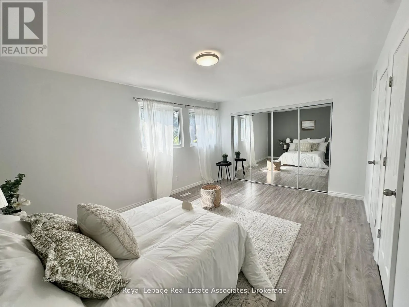 20 - 6855 GLEN ERIN DRIVE