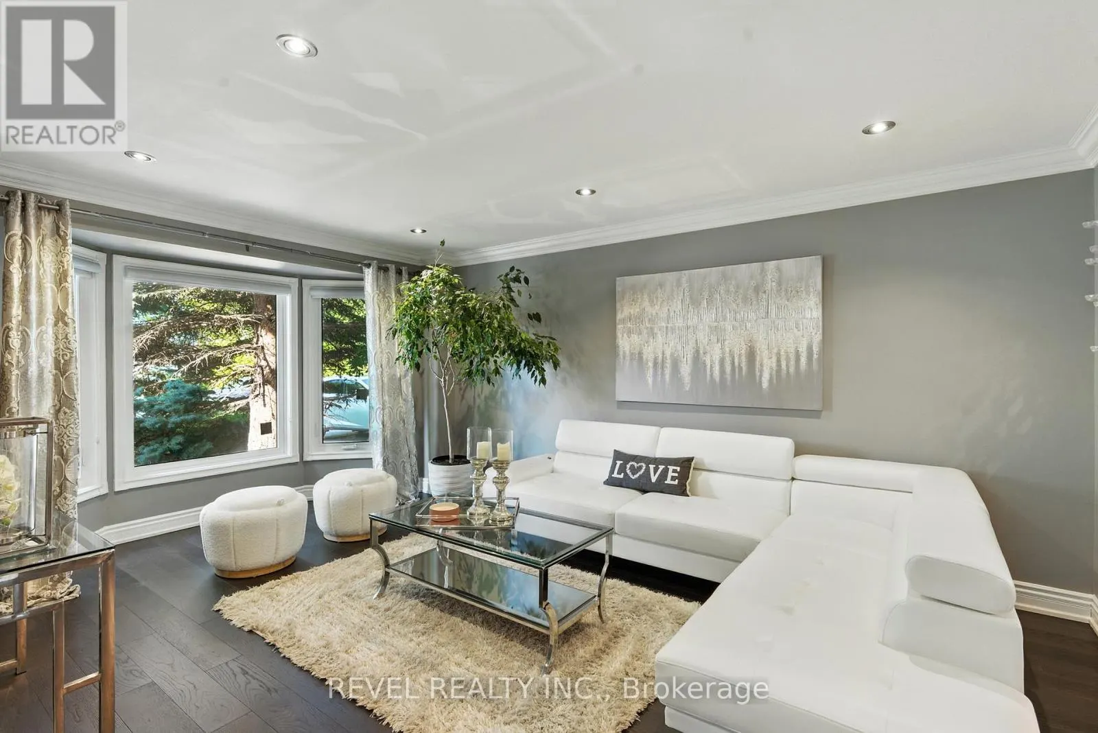 1251 WHITE LANE