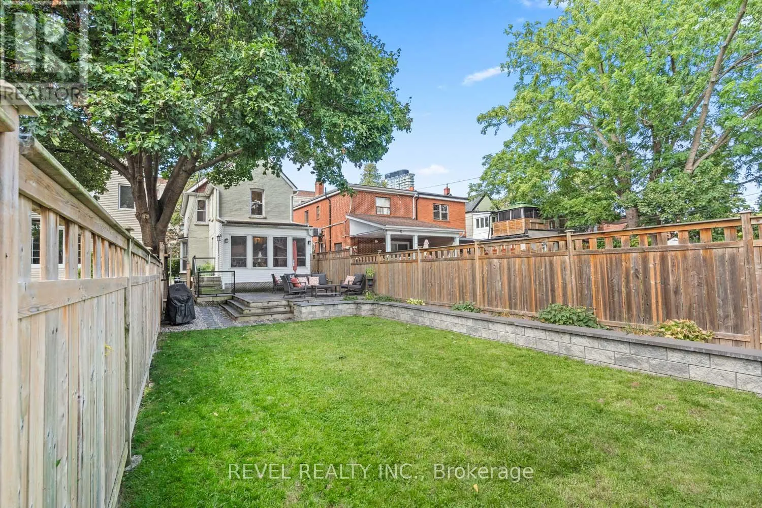 237 BARTLETT AVENUE