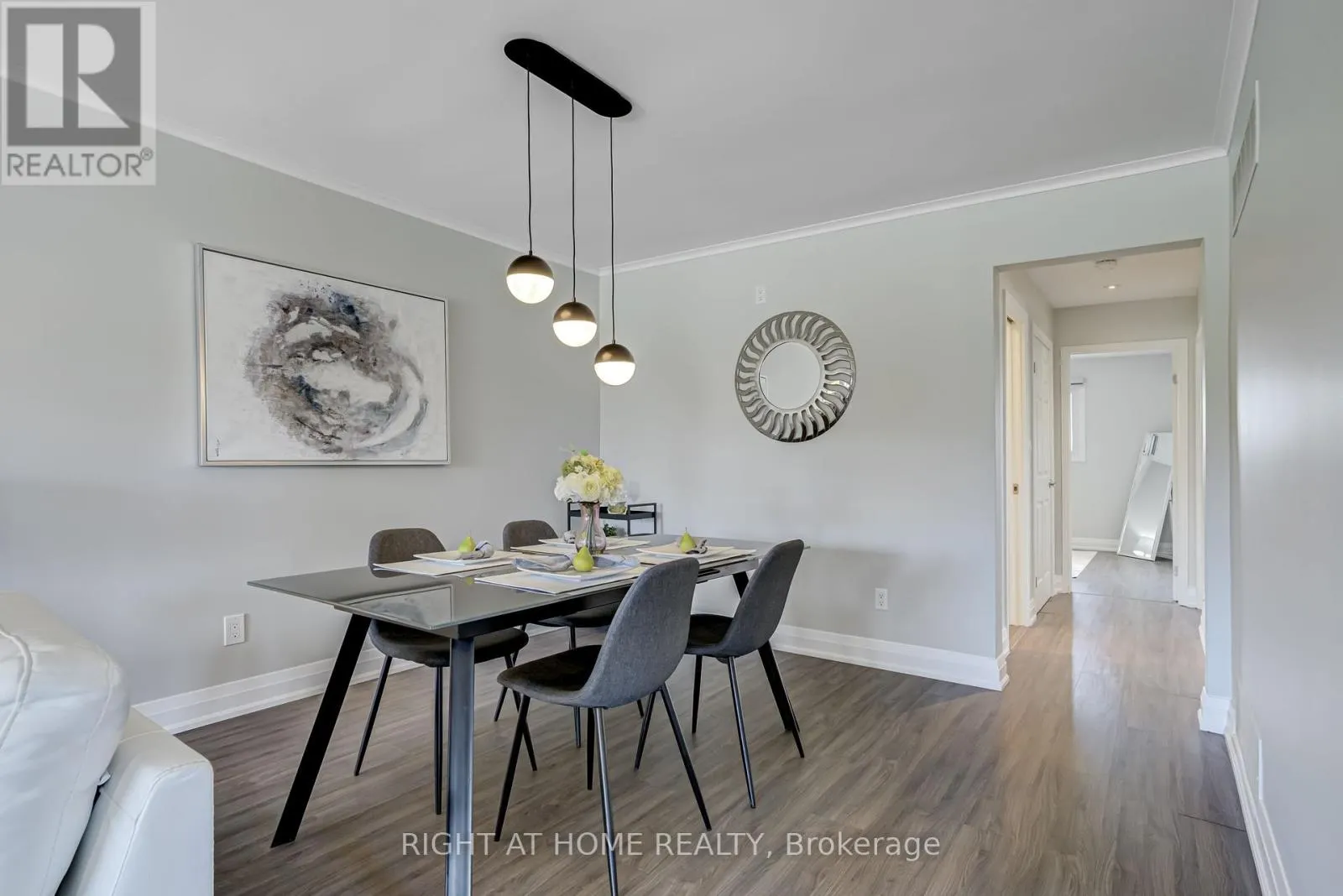 484 KELVEDON MEWS
