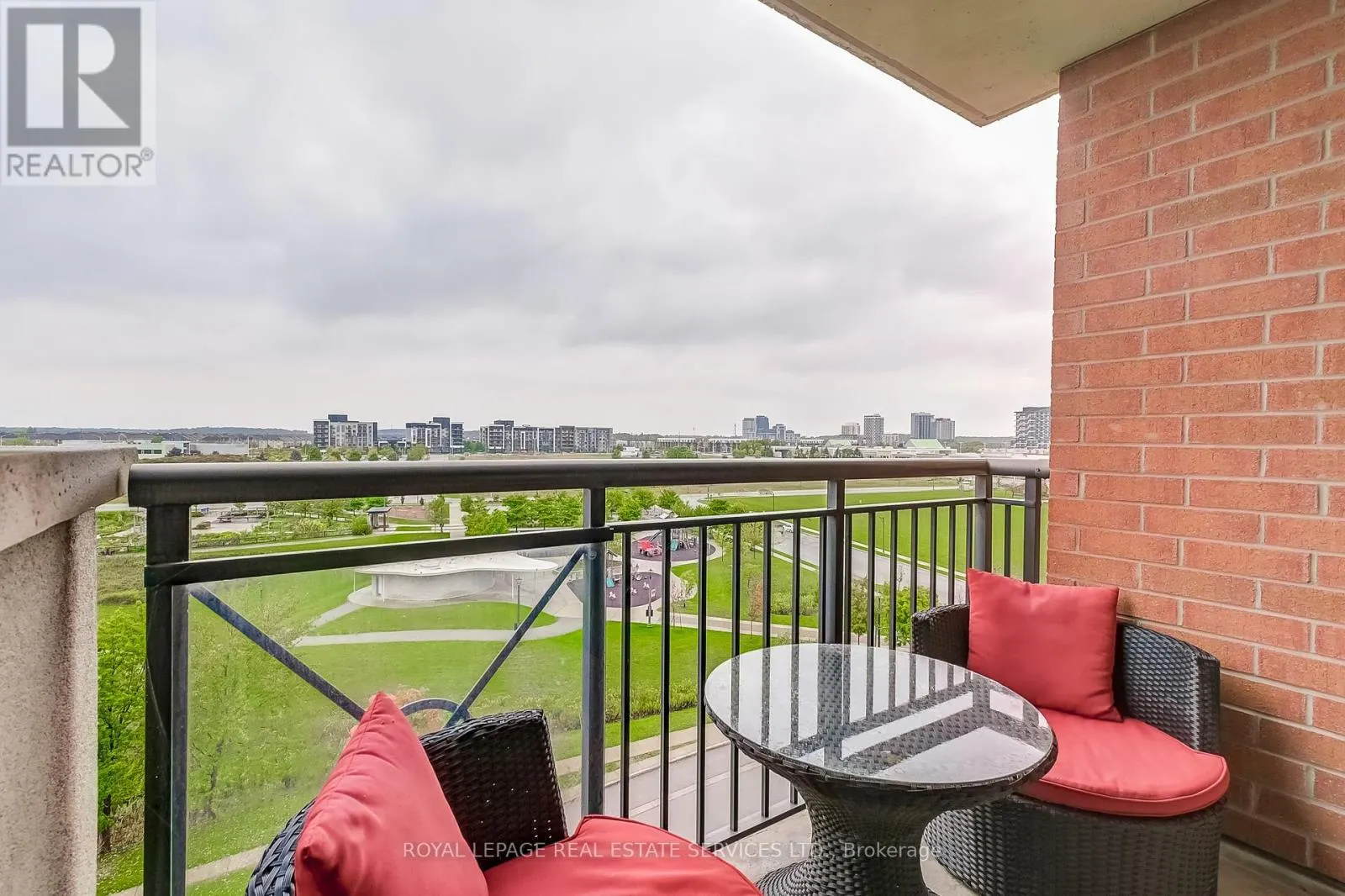 702 - 2365 CENTRAL PARK DRIVE