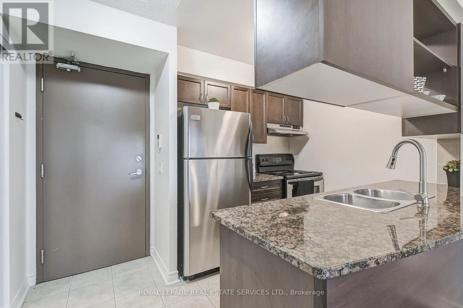 702 - 2365 CENTRAL PARK DRIVE