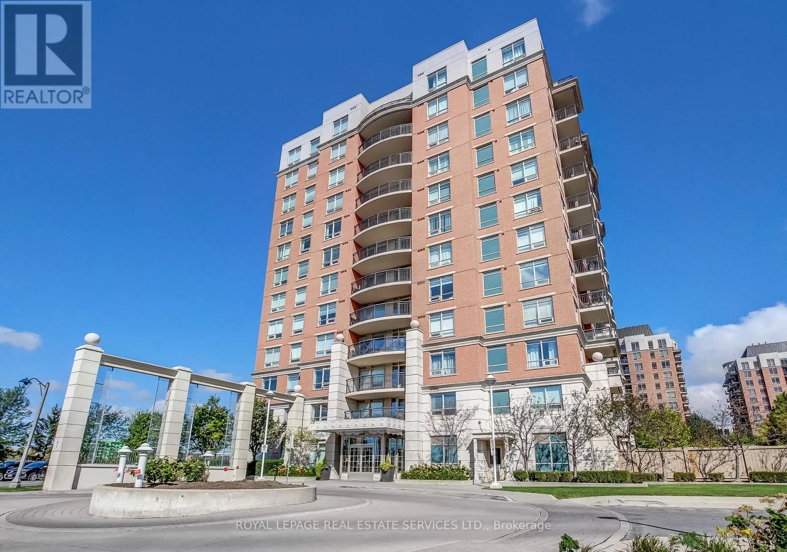 702 - 2365 CENTRAL PARK DRIVE