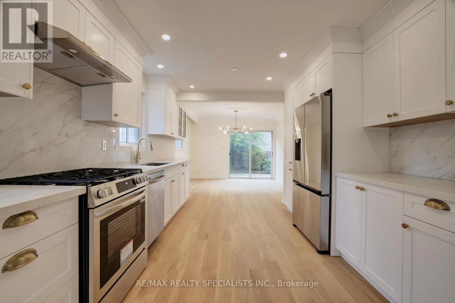 2169 MALDEN COURT
