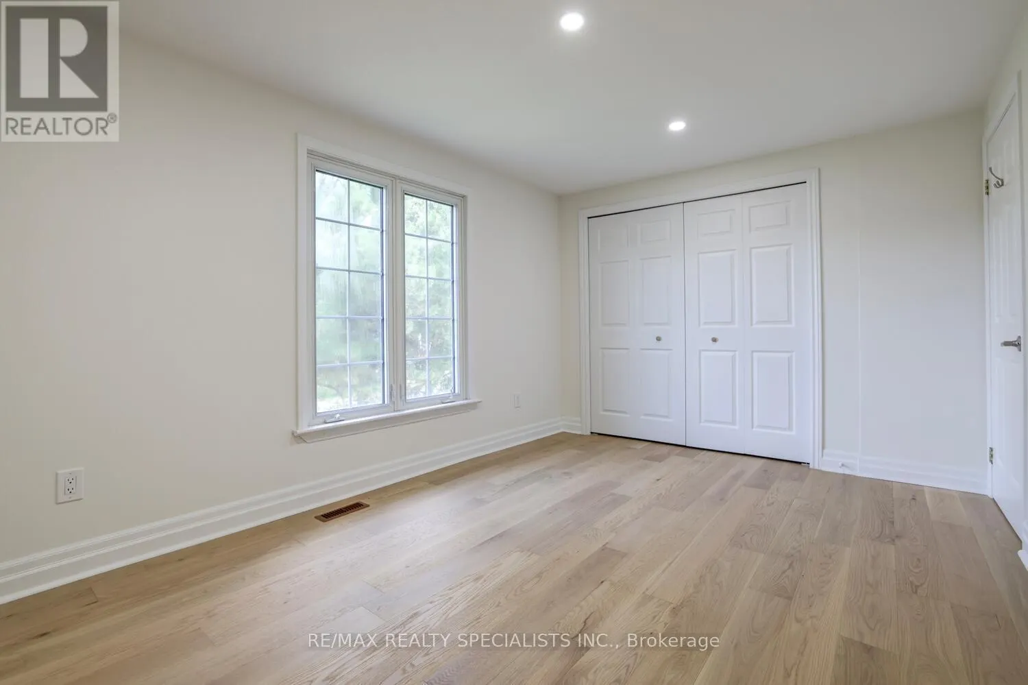 2169 MALDEN COURT
