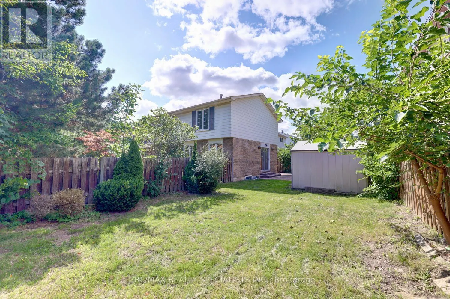 2169 MALDEN COURT
