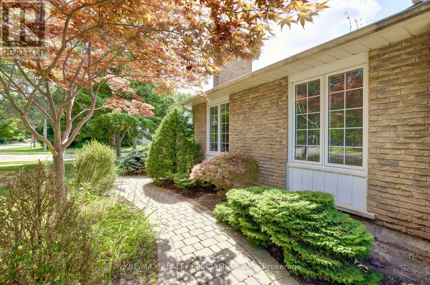 2169 MALDEN COURT