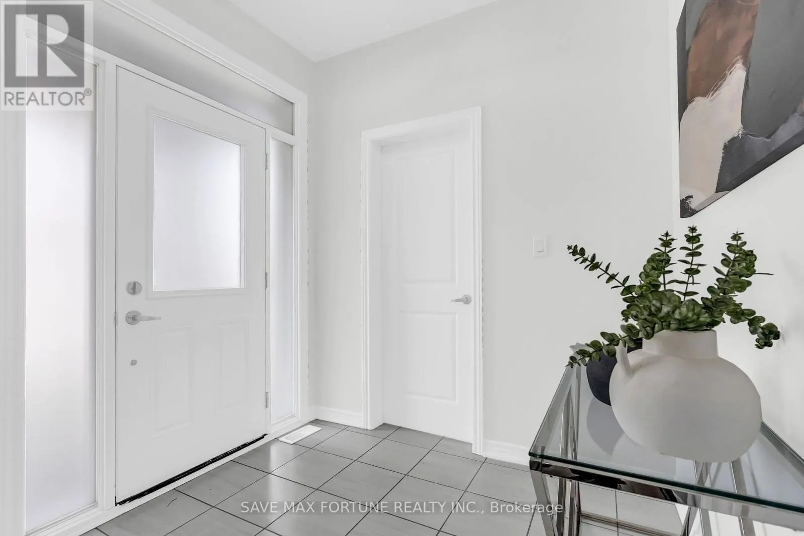 28 GEMMA PLACE