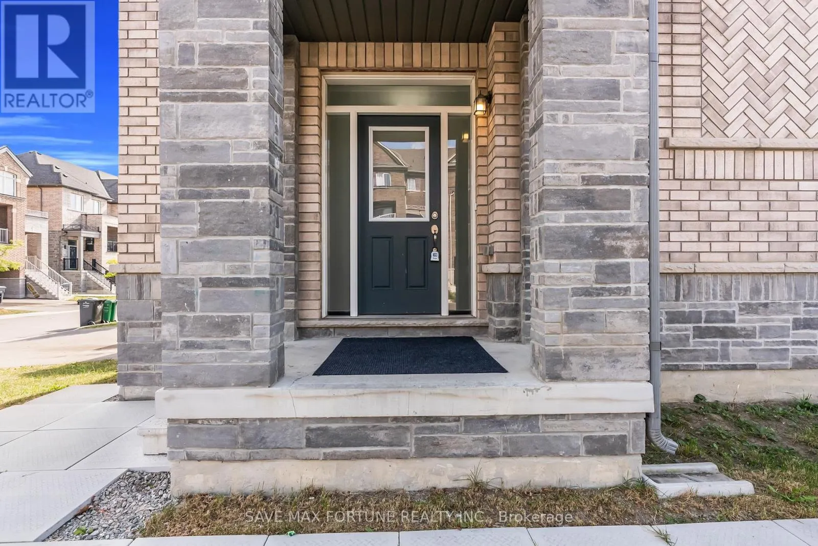 28 GEMMA PLACE