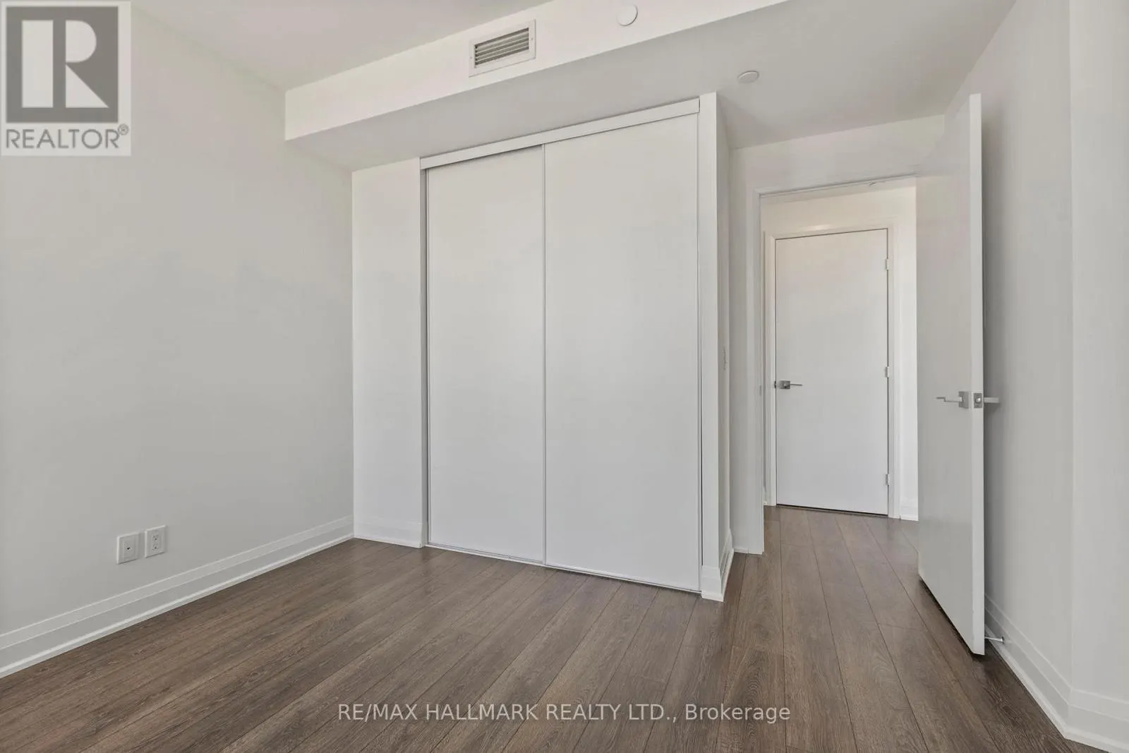 1909 - 36 PARK LAWN ROAD