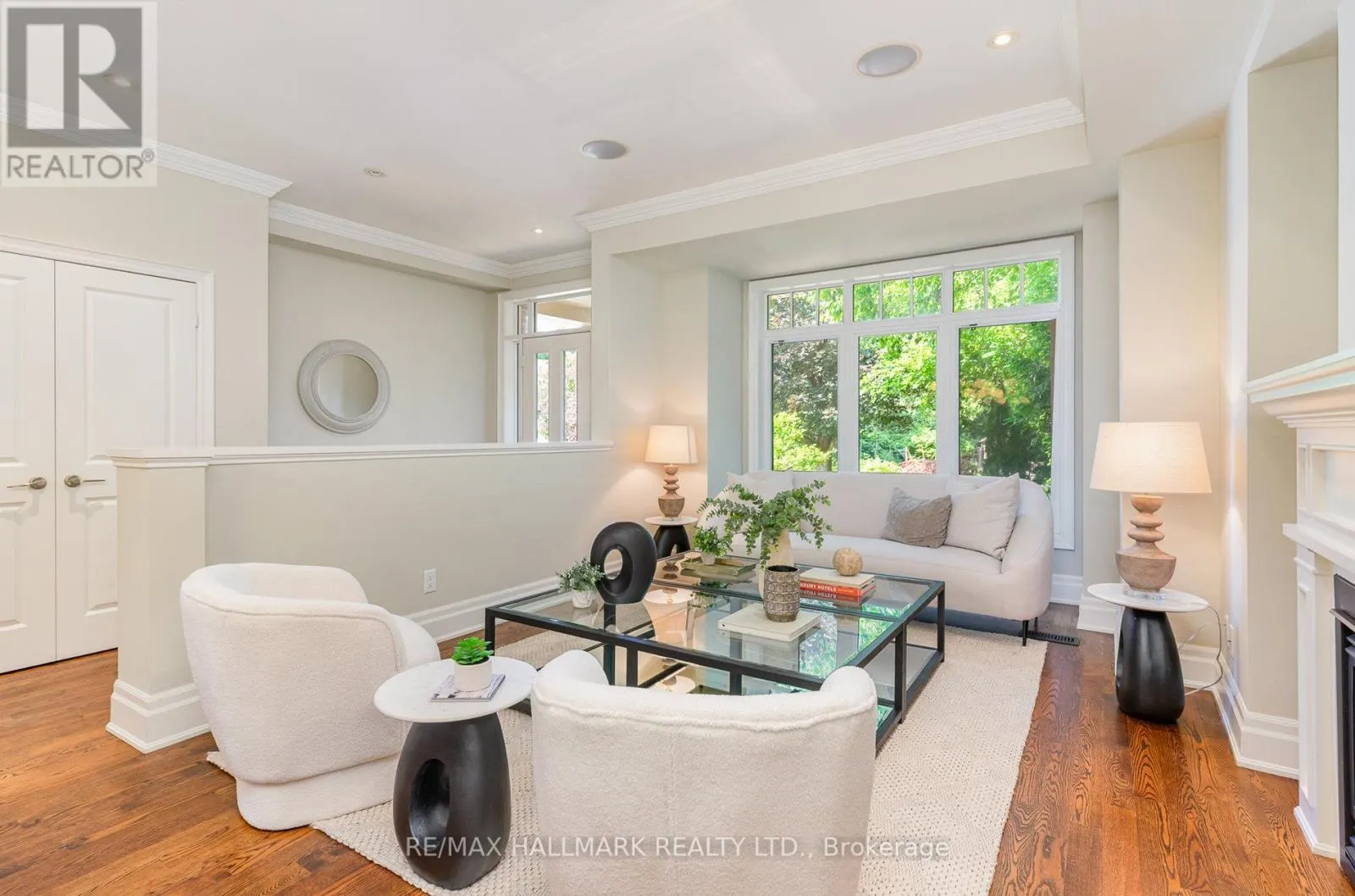 7 TIZZARD AVENUE