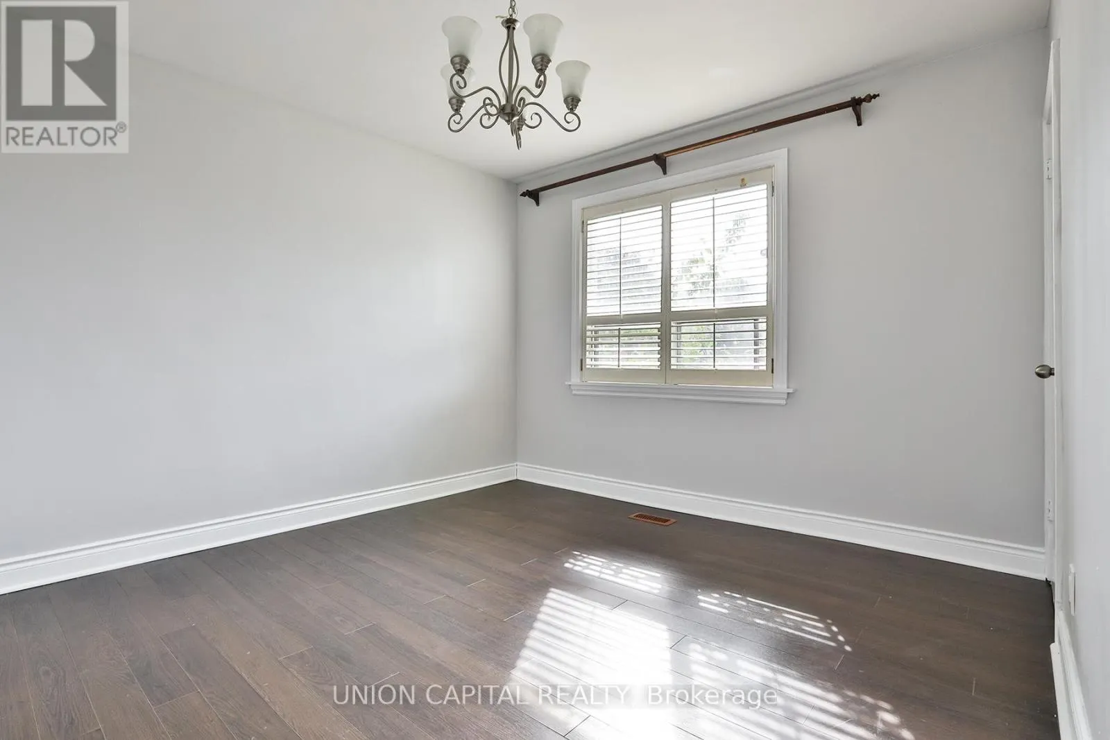 38 CLAVER AVENUE