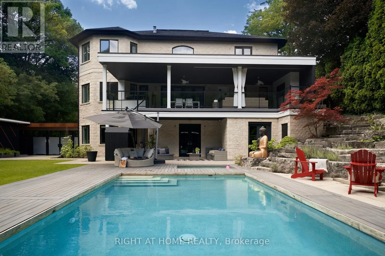 1305 ROYAL YORK ROAD