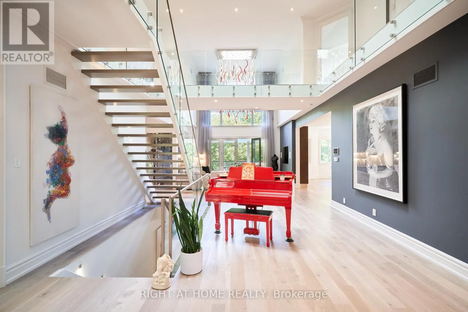 1305 ROYAL YORK ROAD