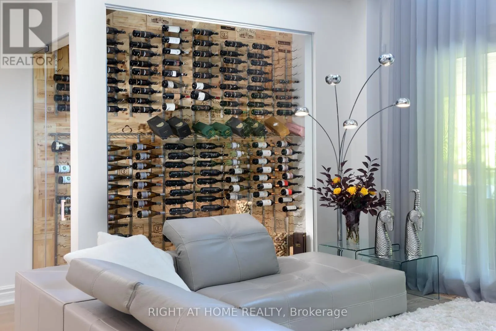 1305 ROYAL YORK ROAD