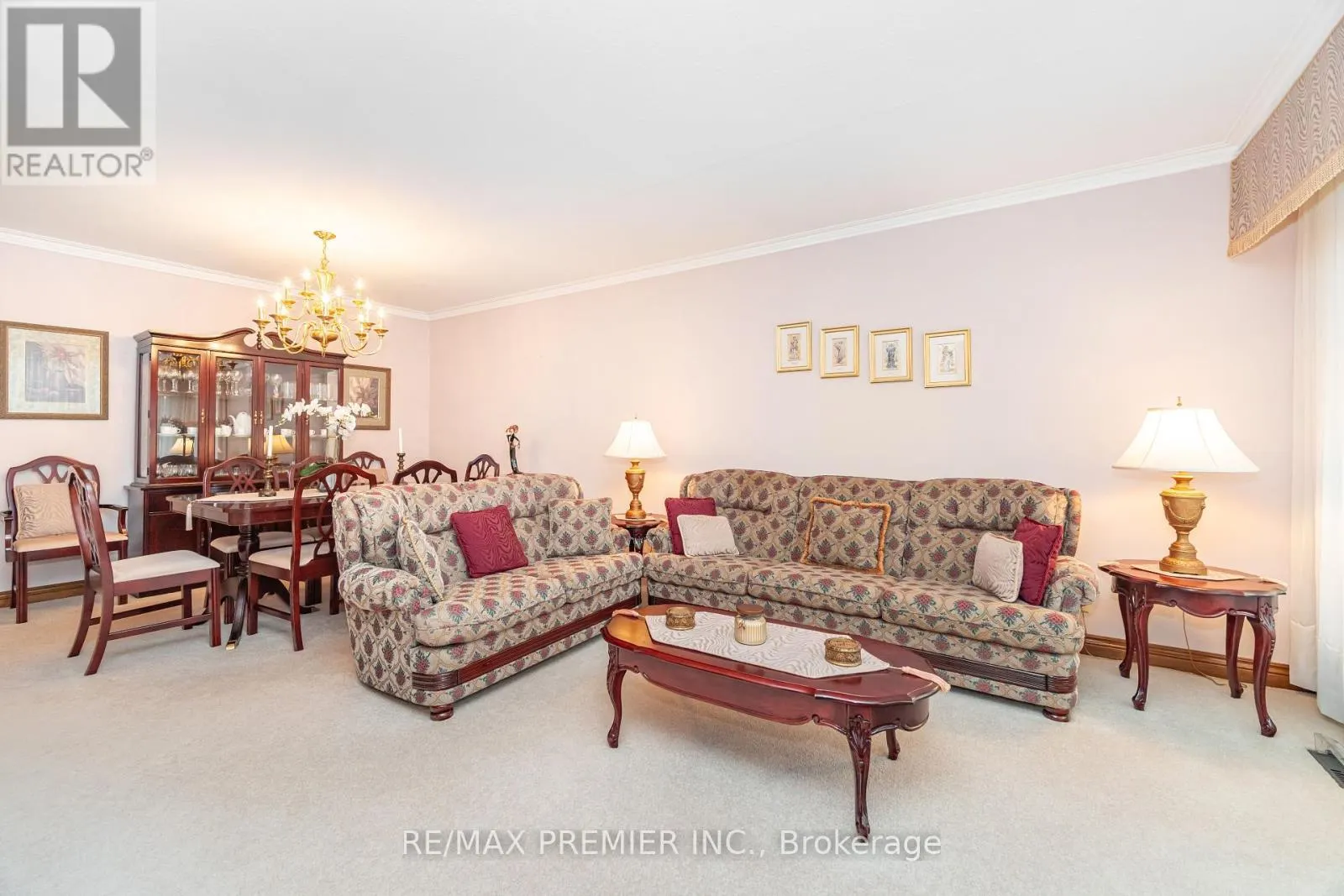 30 DELLBROOK CRESCENT