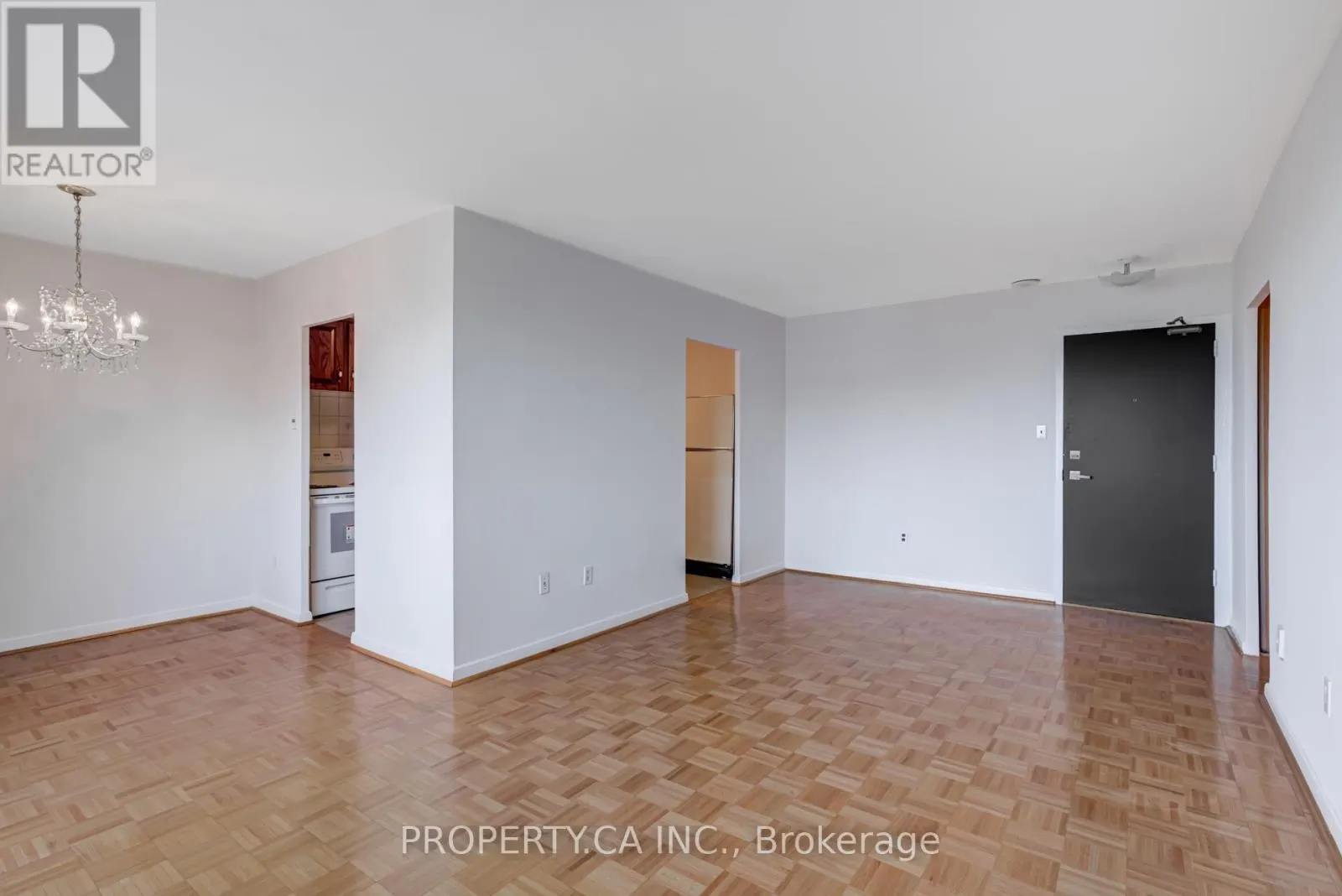 803 - 1660 BLOOR STREET E